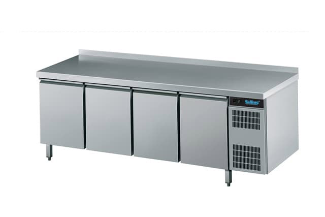 Stół chłodniczy GM 1/1 4-drzwiowy z centralnym chłodzeniem AKTZK7411601