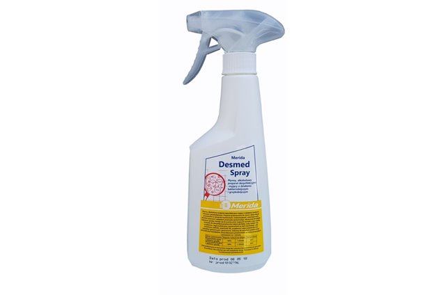 Preparat dezynfekcyjo-myjący o działaniu  bakteriobójczym i grzybobójczym NMD002 