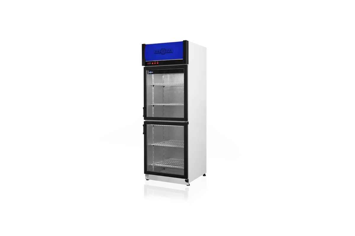 Szafa chłodnicza przeszklona lub dzielona, przeszklone drzwi, pojedyncze, typ AG 4 klasa klimatyczna, model SCH-S825/2D4KLAG