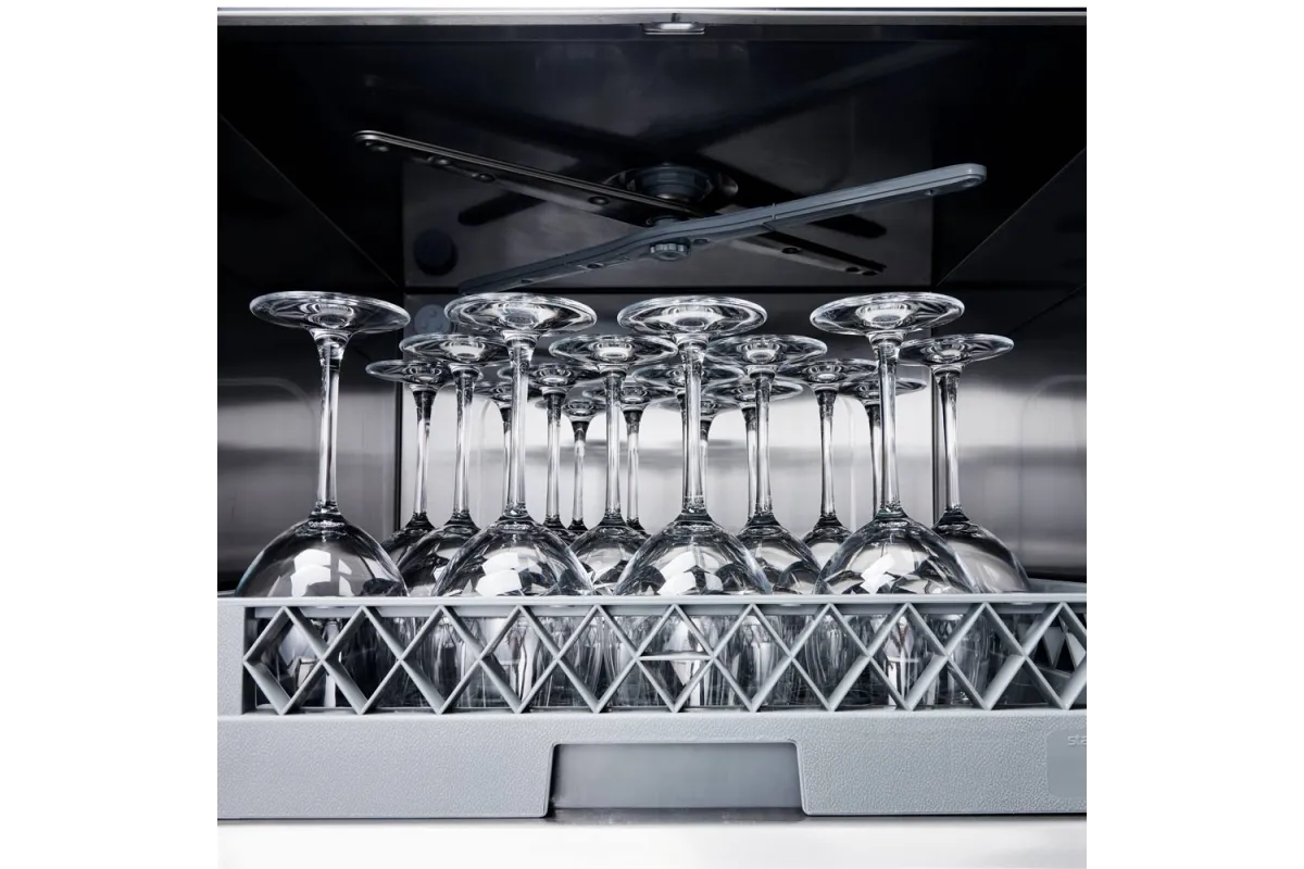 Zmywarko wyparzarka, uniwersalna, P 3.4/4.9 kW, U 230/400 V Stalgast 801505