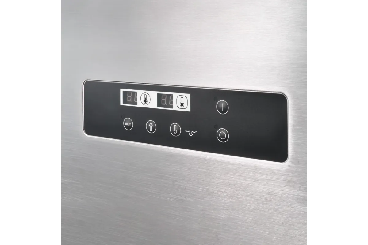 Zmywarko wyparzarka, kapturowa, dozownik płynu, pompa zrzutowa, pompa wspomagająca, P 10.8 kW, U 400 V Stalgast 803037