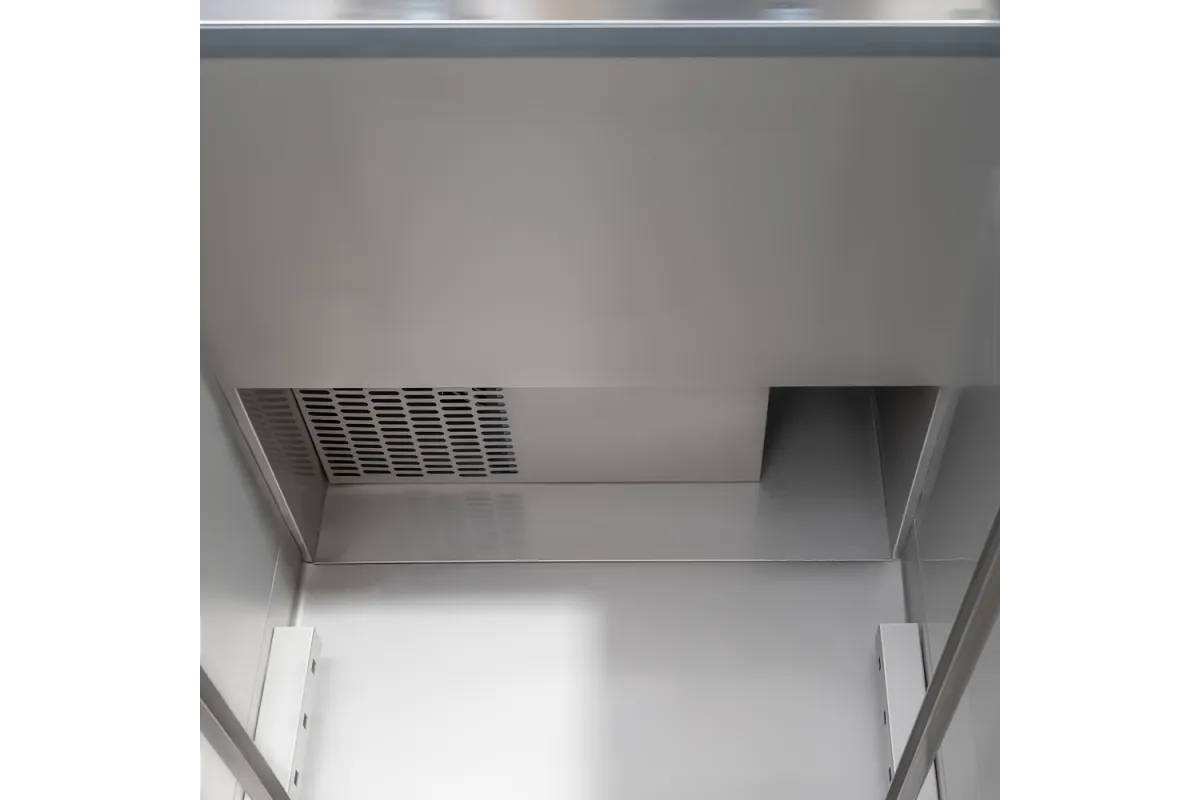 Szafa chłodnicza ze stali nierdzewnej na kółkach, GN 2/1, V 650 l Stalgast 830620