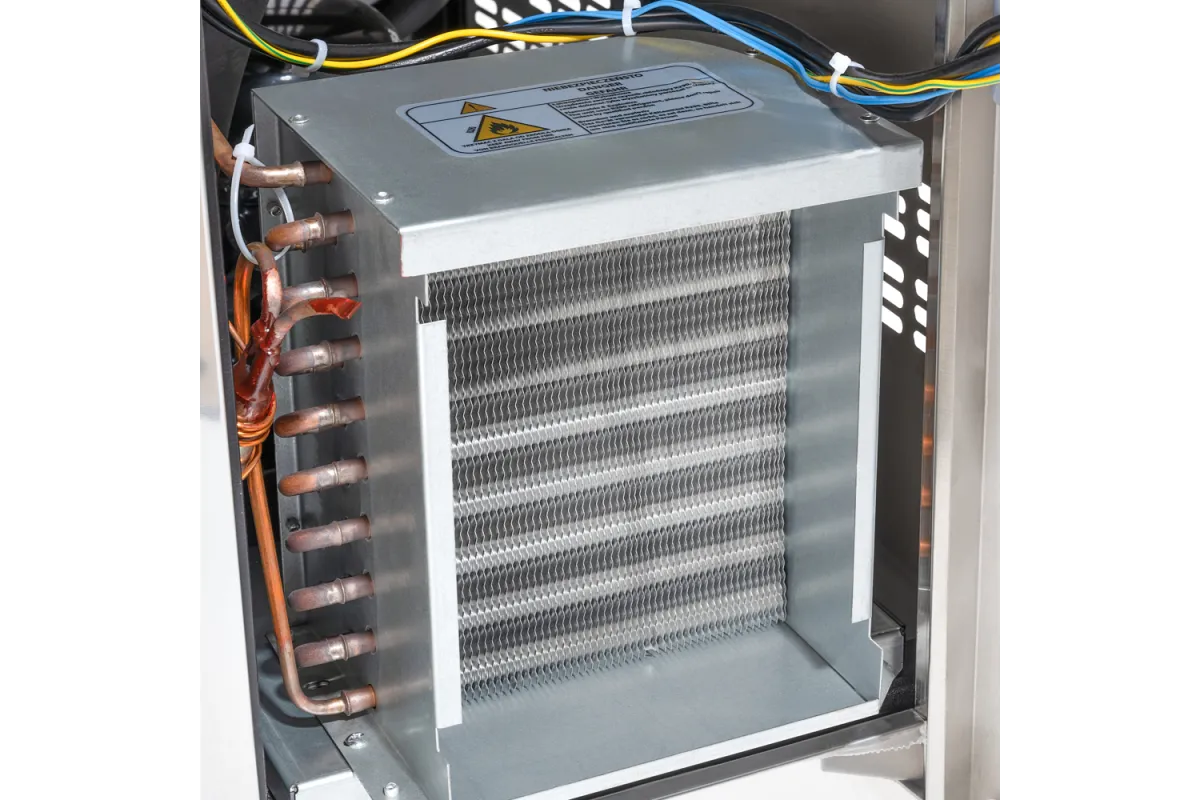 Stół chłodniczy 2 drzwiowy, agregat po prawej stronie, V 282 l Stalgast 831026