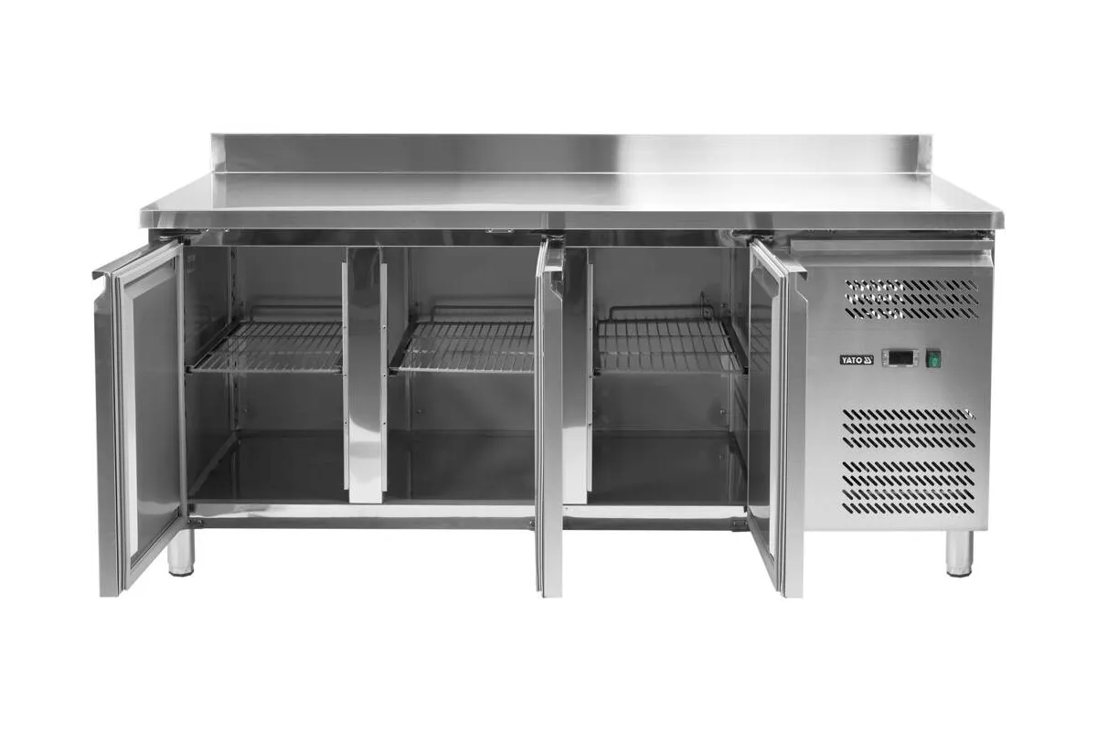 Stół chłodniczy 3-drzwiowy - linia 700 Yato YG-05255