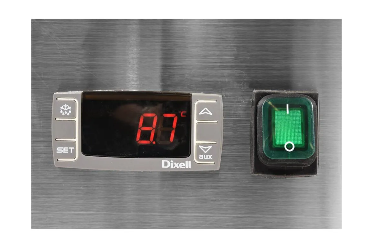 Stół chłodniczy 3-drzwiowy - linia 600 Yato YG-05258