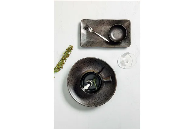 Talerz z wysokim rantem Ironstone, 150 mm Porland 04SWA000081 Talerz z wysokim rantem Ironstone, 150 mm Porland 04SWA000081