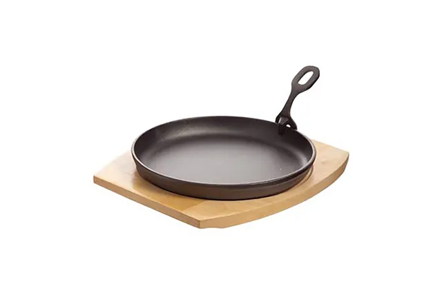 Patelnia z odczepianą rączką na drewninej podstawce 220 mm Fine Dine HE912