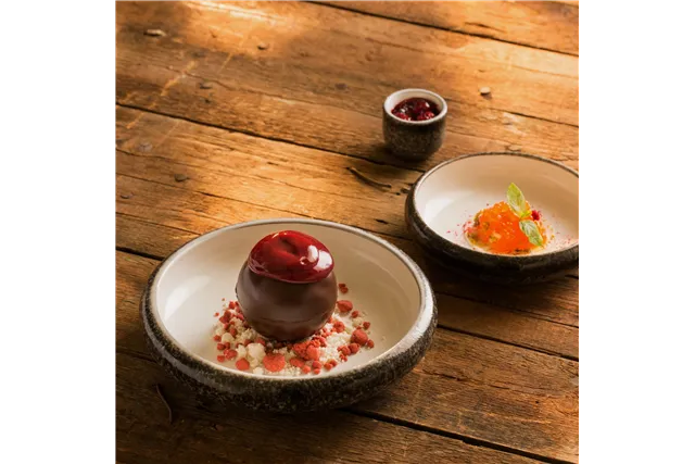 Miska stożkowa Silk 225 mm Fine Dine 774724