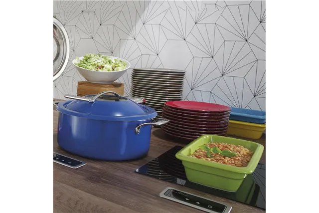 Pojemnik porcelanowy GN 1/2, czerwony Fine Dine 783238 Pojemnik porcelanowy GN 1/2, czerwony Fine Dine 783238