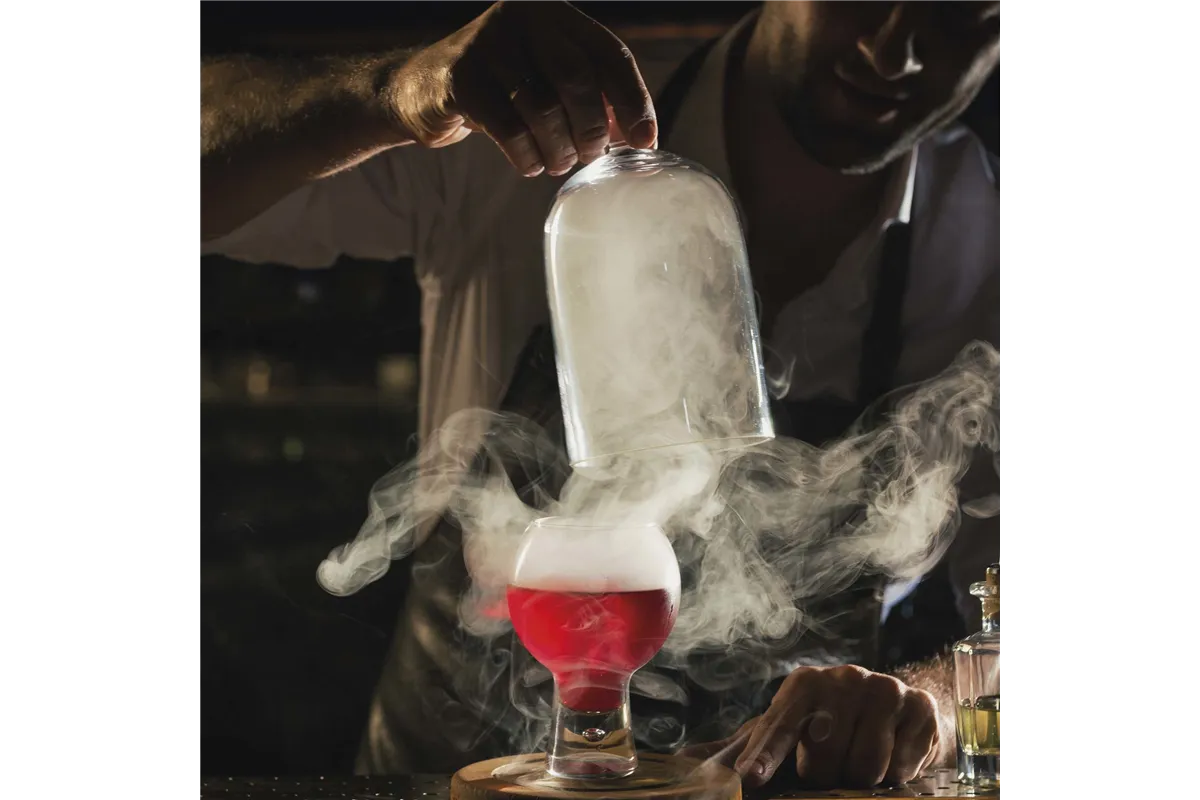 Kopułka szkalna z otworem wentylacyjnym średnica 130 mm Fine Dine 199657