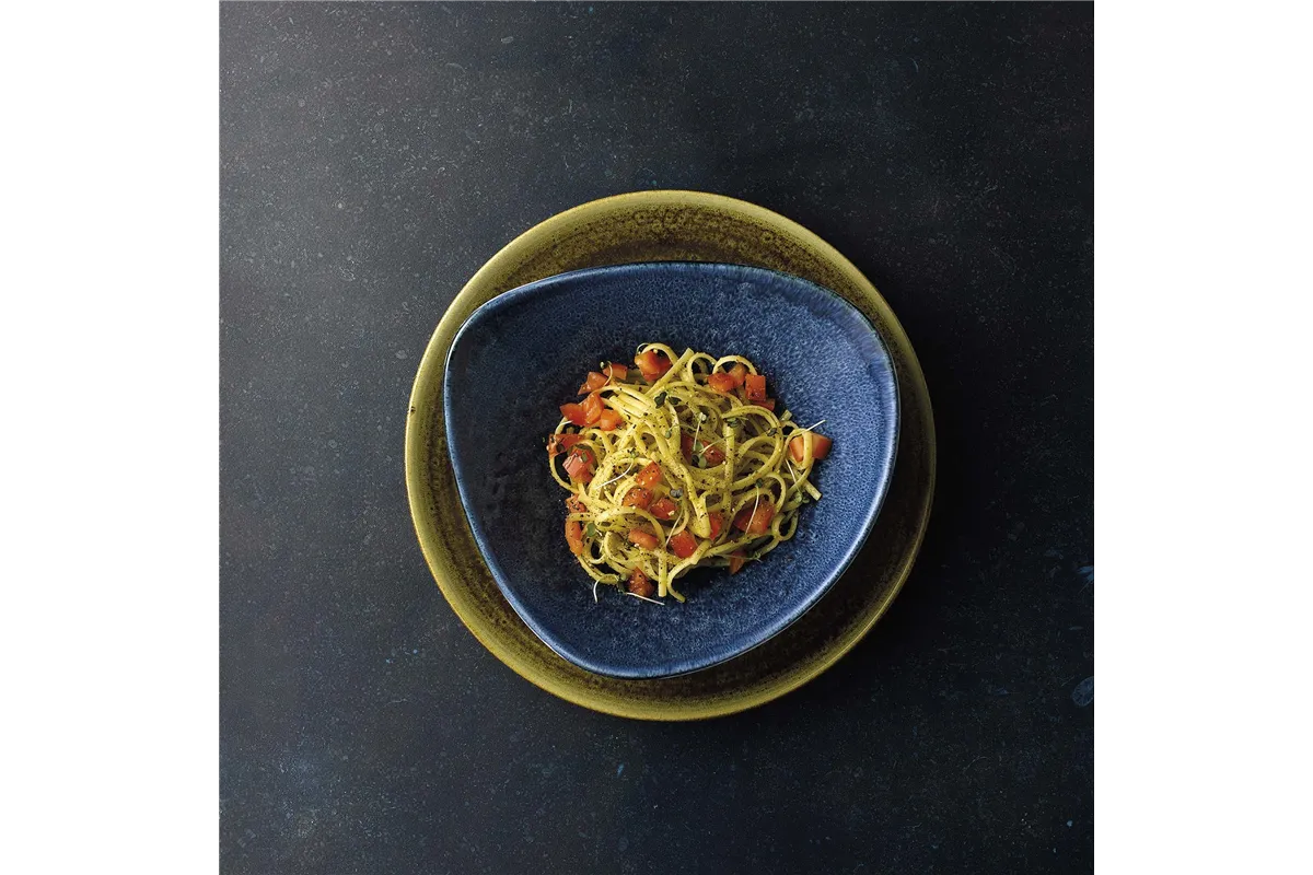 Miska coupe Stonecast Plume Ultramarine 248 mm Churchill PLULEVB91