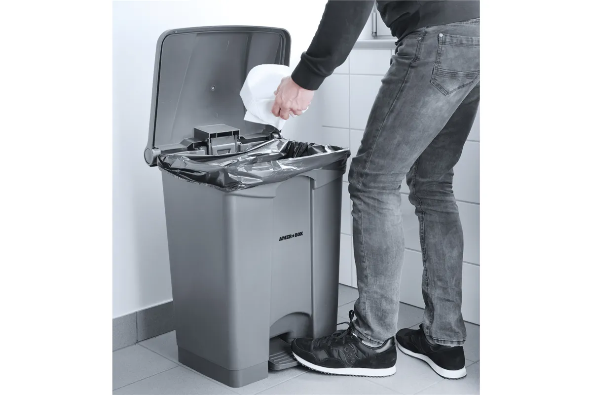 Pojemnik na odpady z pedałem 68 l Amerbox 691151