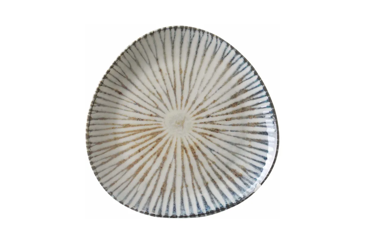Talerz trójkątny Ammonite 190 mm Fine Dine 200285