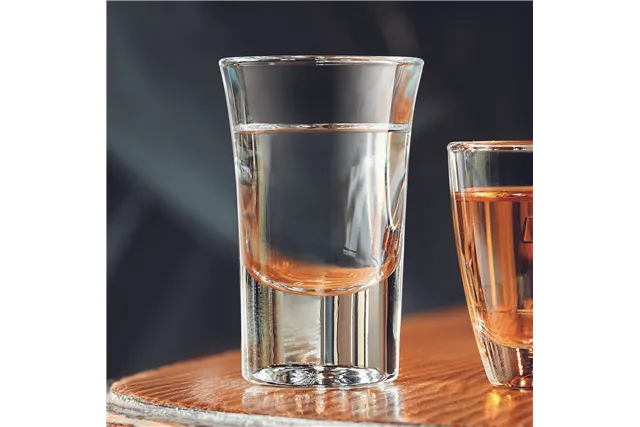 Kieliszek do wódki i likieru Hot Shot 34 ml (Stary kod: 21554) Arcoroc V8248 Kieliszek do wódki i likieru Hot Shot 34 ml (Stary kod: 21554) Arcoroc V8248