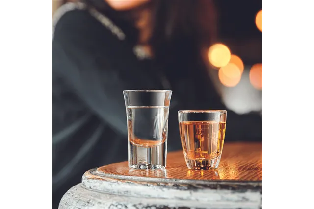 Kieliszek do wódki i likieru Hot Shot 34 ml (Stary kod: 21554) Arcoroc V8248 Kieliszek do wódki i likieru Hot Shot 34 ml (Stary kod: 21554) Arcoroc V8248