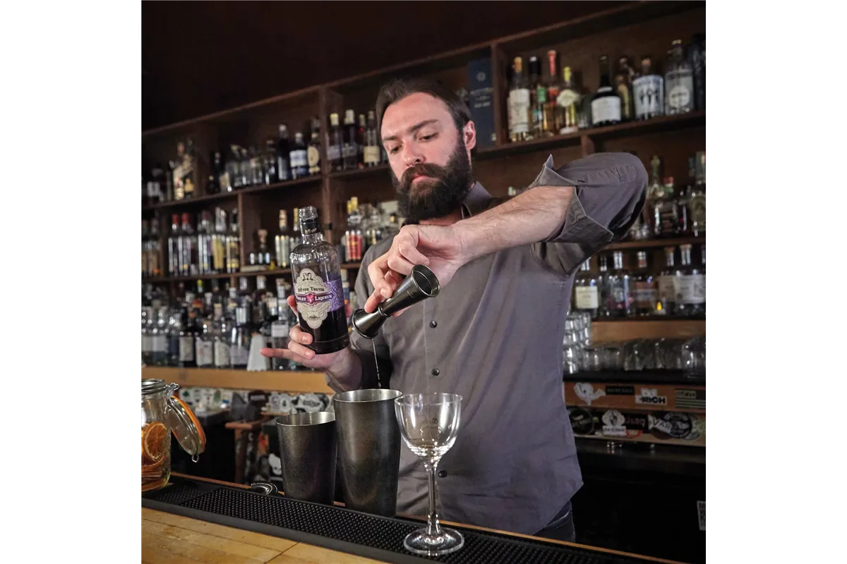 Miarka barmańska Bell z prostą krawędzią, czarna, BarFly, 25/50ml BarFly M37098BK