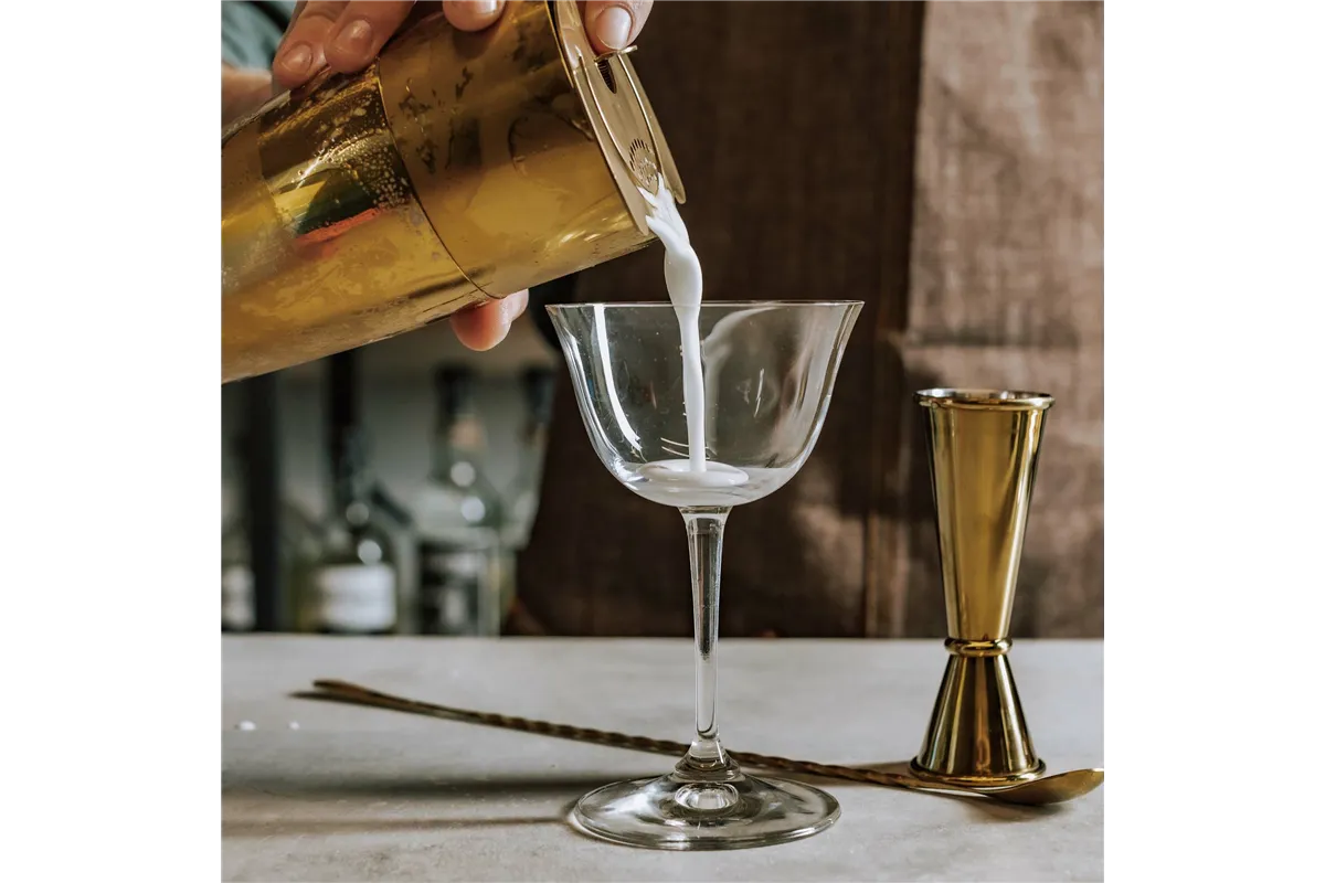 Miarka barmańska Bell z prostą krawędzią, złota, BarFly, 25/50ml BarFly M37098GD