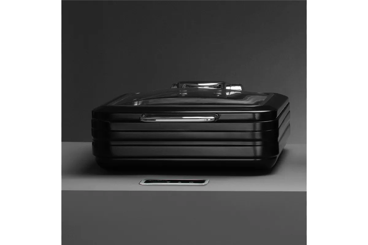 Podgrzewacz indukcyjny ze szklaną pokrywą De Luxe Black, GN 2/3 Fine Dine 473580