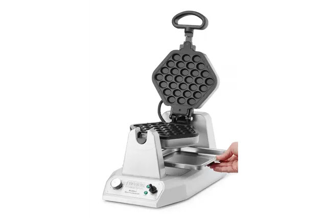 Gofrownica obrotowa do gofrów Bubble Waffle, z wyjmowanymi płytami, Waring, 220-240V/1200W, 267x432x216mm Hendi WBW300XCE Gofrownica obrotowa do gofrów Bubble Waffle, z wyjmowanymi płytami, Waring, 220-240V/1200W, 267x432x216mm Hendi WBW300XCE