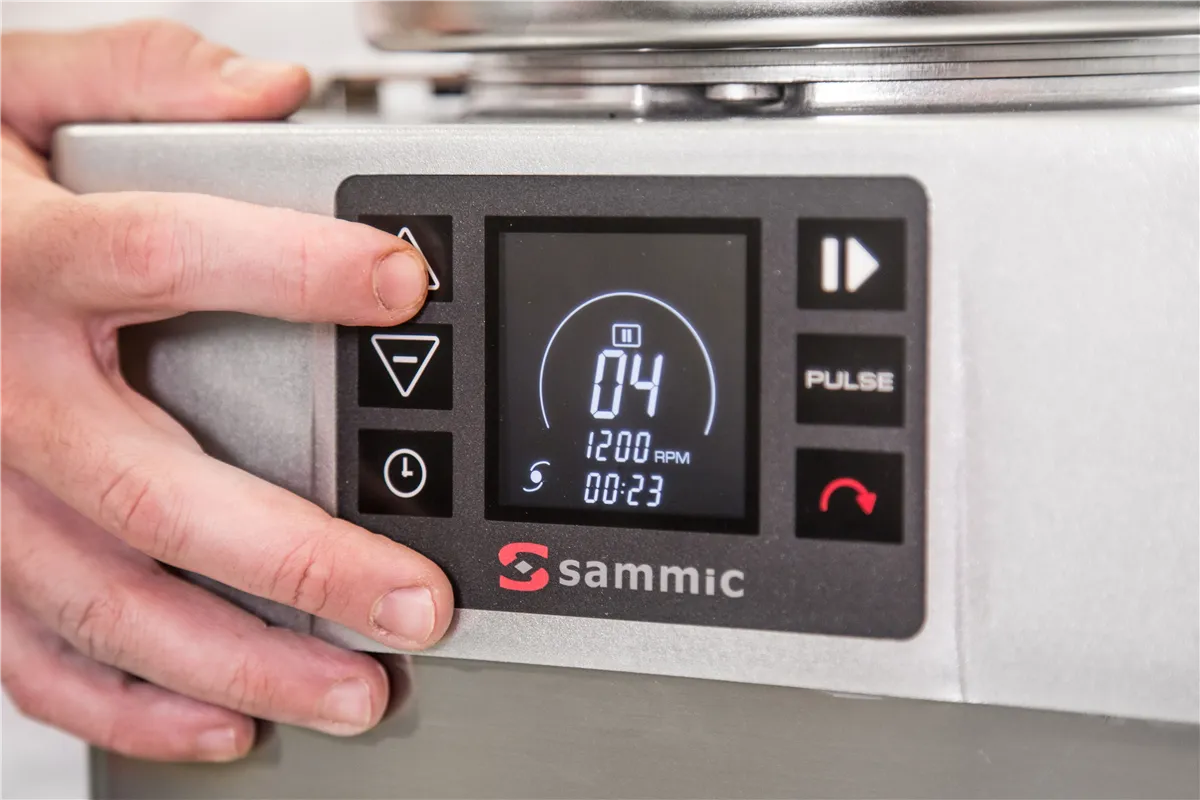 Kuter-emulgator KE-5V z elektronicznym panelem graficznym, 5,5L, 230V/1500W, 286x387x487mm Sammic 1050834