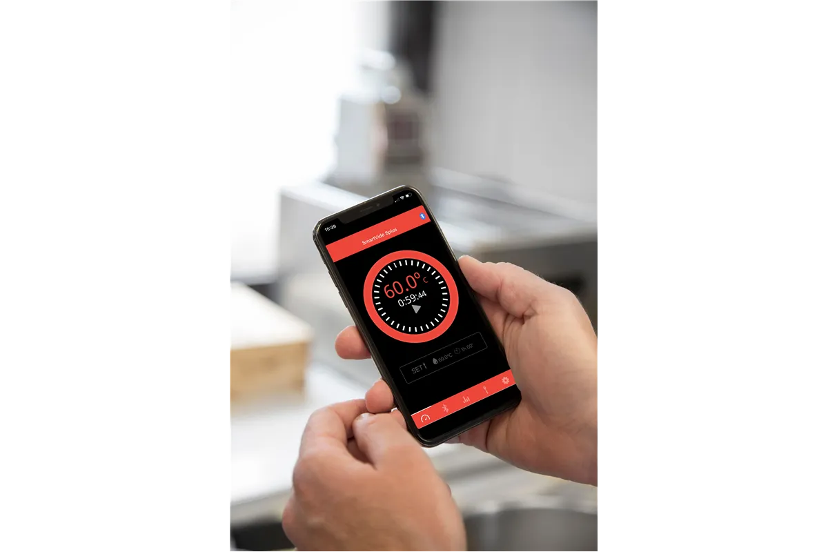 Cyrkulator zanurzeniowy do gotowania sous vide SmartVide 9 , srebrny, 230V/2000W, 124x140x360mm Sammic 1180140