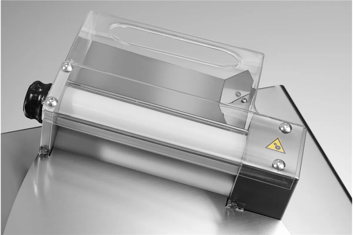 Wałkownica do pizzy Prismafood 400 z 2 parami wałków waga porcji ciasta 0,21-0,70kg 230V/250W 585x435x790mm Prismafood 1D010028