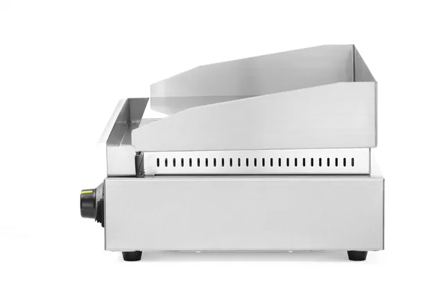 Płyta grillowa w połowie żebrowana, Profi Line, 1/2 gładka, 1/2 ryflowana, 230V/2400W, 527x404x233mm Hendi 203156