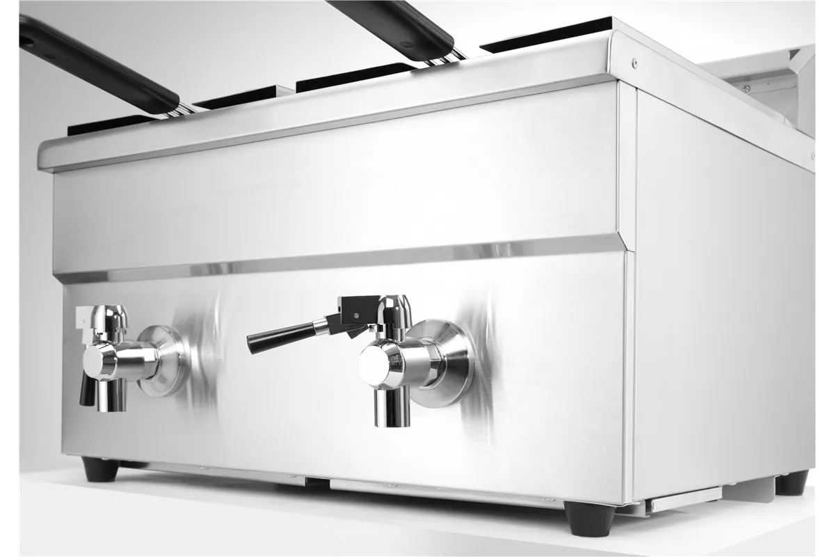 Frytownica indukcyjna z kranem spustowym, 2x8l, Profi Line, 16L, 230V/7000W, 577x609x410mm Hendi 215029