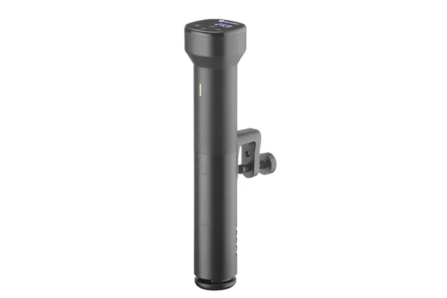 Cyrkulator zanurzeniowy do sous vide 30, 30L, czarny, 220-240V/1200W, 70x120x330mm Hendi 221129 Cyrkulator zanurzeniowy do sous vide 30, 30L, czarny, 220-240V/1200W, 70x120x330mm Hendi 221129