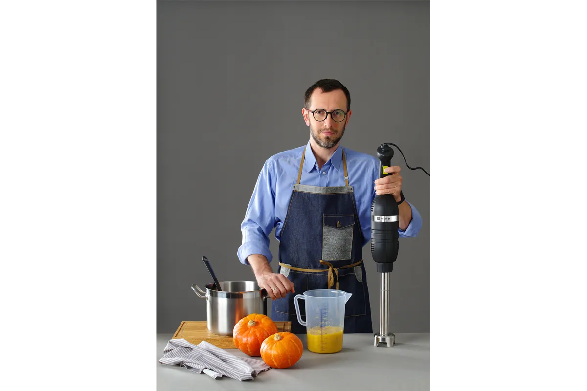 Mikser ręczny 500 ze zmienną prędkością i ramieniem miksującym 500mm, Kitchen Line, czarny, 230V/500W, ⌀100x916mm Hendi 221341