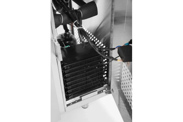 Stół chłodniczy z 4 szufladami i agregatem bocznym, Profi Line, 230V/250W, 1360x700x858mm Arktic 233764