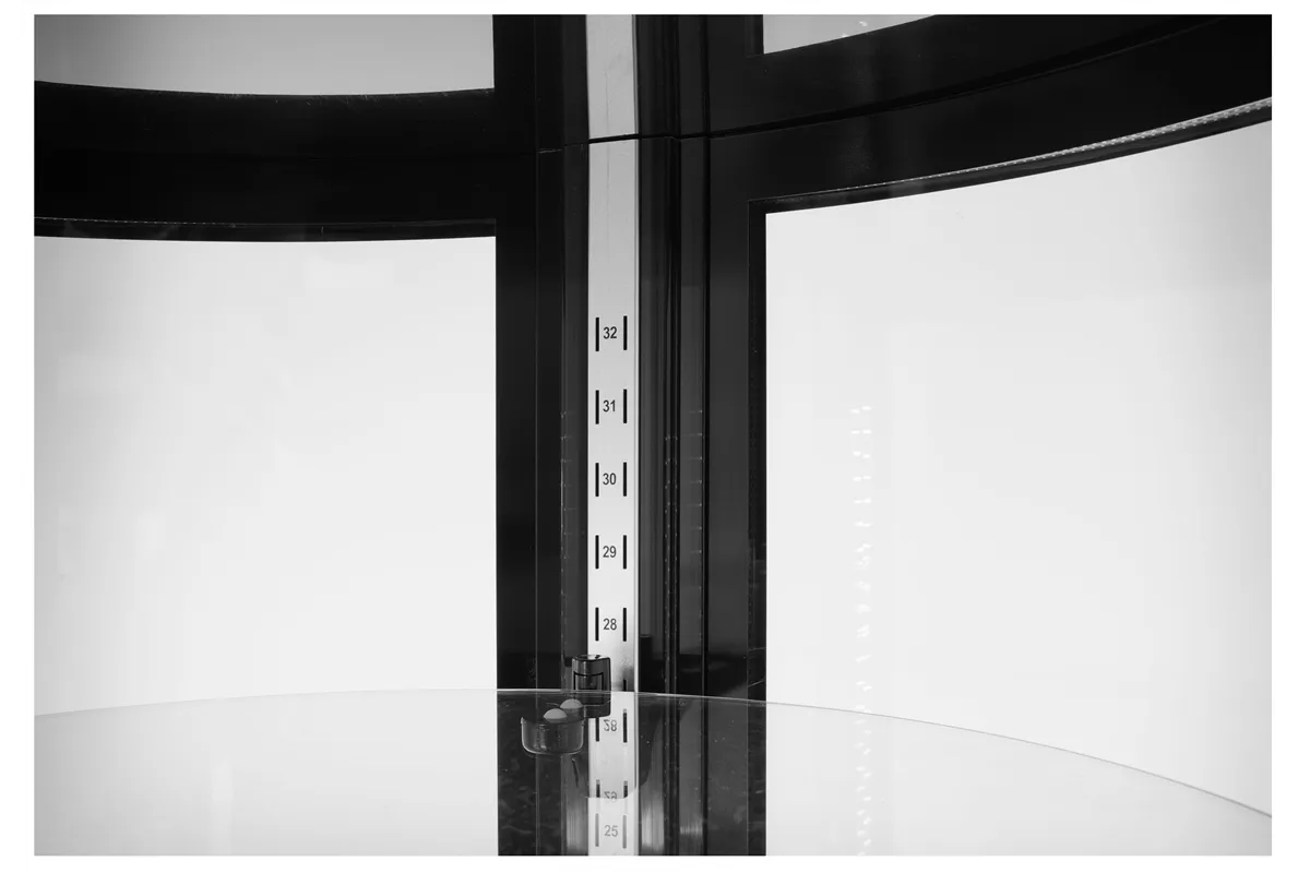 Witryna chłodnicza okrągła, 360L, 220-240V/460W, ⌀680x1755mm Arktic 233832