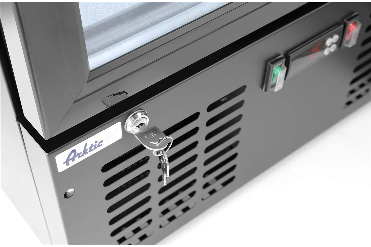 Lodówka barowa 1-drzwiowa, 243L, czarny, 220-240V/195W, 600x530x1820mm Arktic 233924