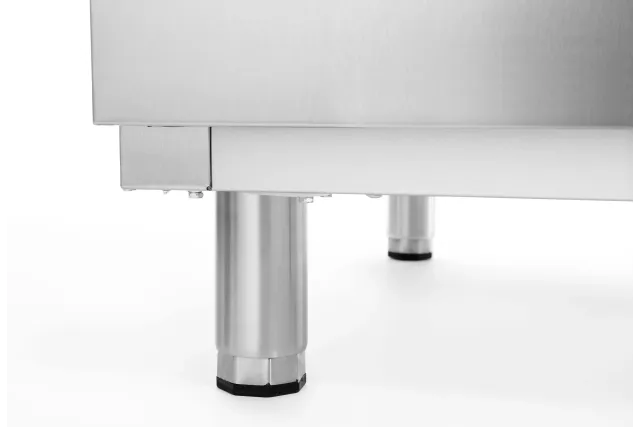 Szafa chłodnicza, 1-drzwiowa, GN 2/1, 465L, 230V/250W, 700x880x2043mm Arktic 236673