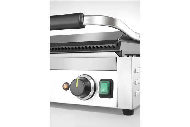 Grill kontaktowy Panini, góra i dół ryflowane, 230V/2200W, 430x375x216mm Hendi 263655