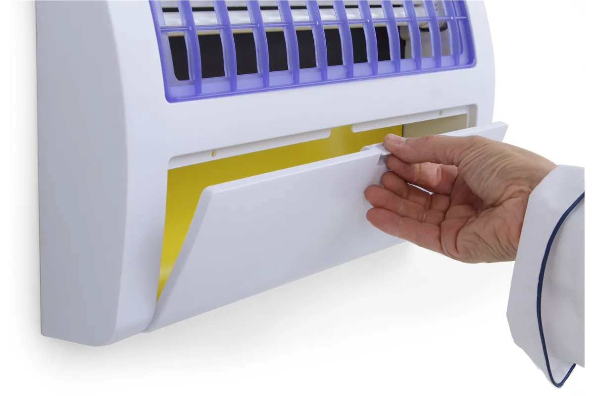 Lampa owadobójcza z taśmą klejącą, 120 m², 230V/36W, 540x80x281mm Hendi 270196