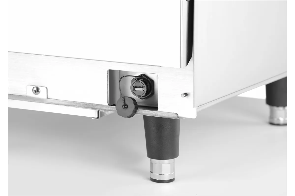 Piec konwekcyjno-mikrofalowy SPEEDOVEN X90, 220-240V/3500W, 460x675x661mm Hendi 281260