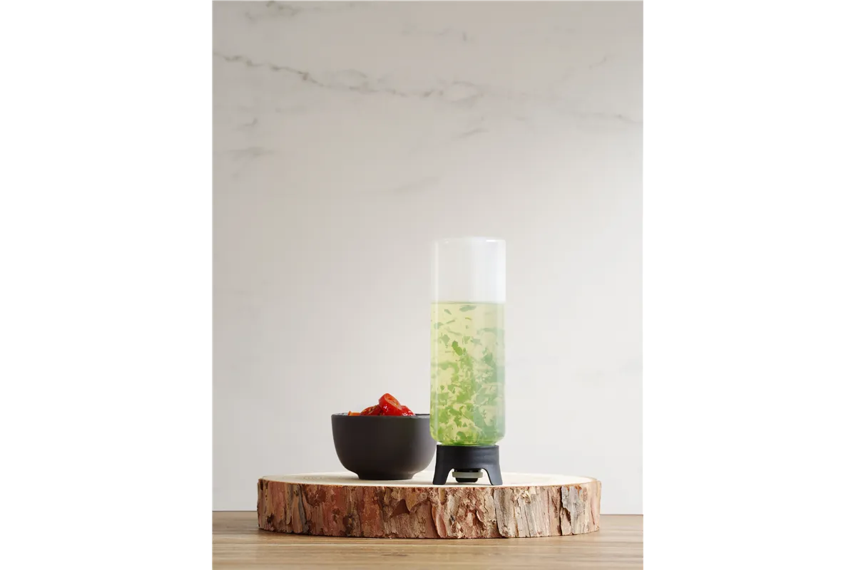 Dyspenser do sosów niekapiący, designed by Robert Bronwasser, 0,23L, ⌀50x160mm Hendi 558096