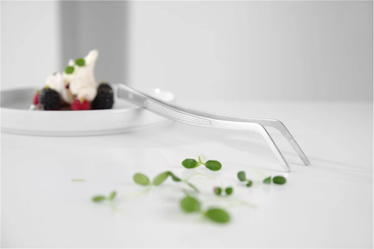 Pęseta zakrzywiona z profilowaną rączką, 240mm Hendi 680186