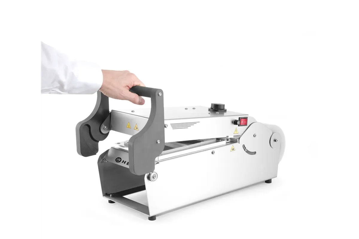 Zgrzewarka do tacek Supreme, 230V/700W, 247x637x258mm Hendi 976722