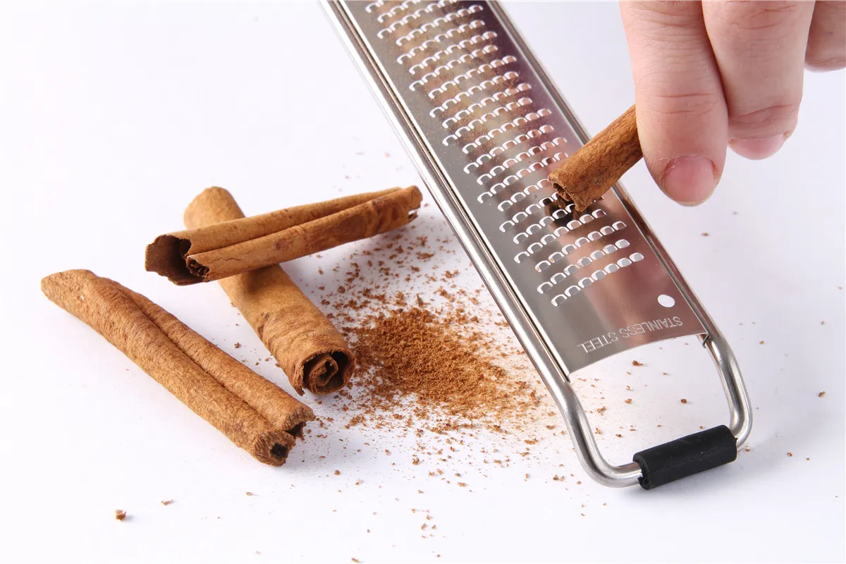 Tarki, designed by Robert Bronwasser, bardzo drobne, czarny, 36x395mm Hendi 856352