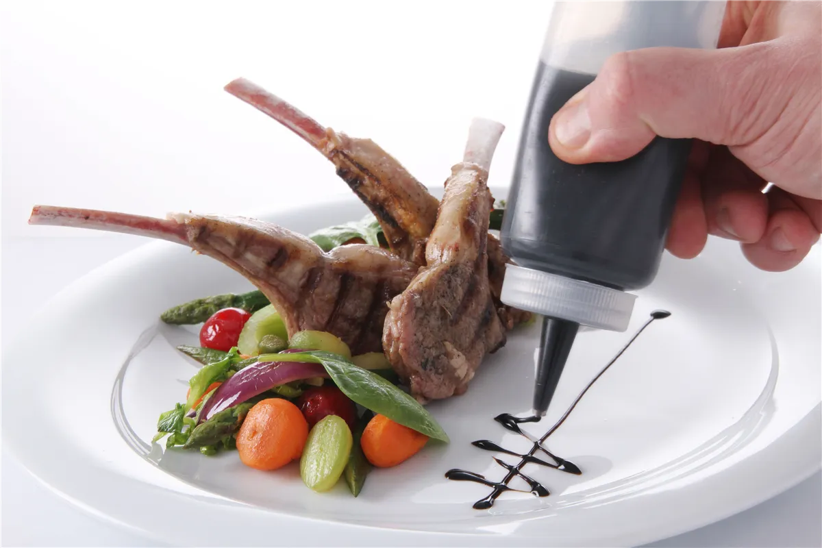 Dyspenser do zimnych sosów, 0,2L, transparentny, ⌀50x185mm Hendi 558027