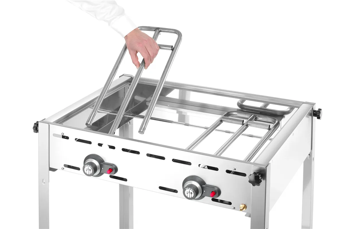 Grill Green Fire 2-palnikowy, Profi Line, Emaliowana patelnia żeliwna i ruszt GN 1/1, 11,6kW, 740x615x825mm Hendi 149508