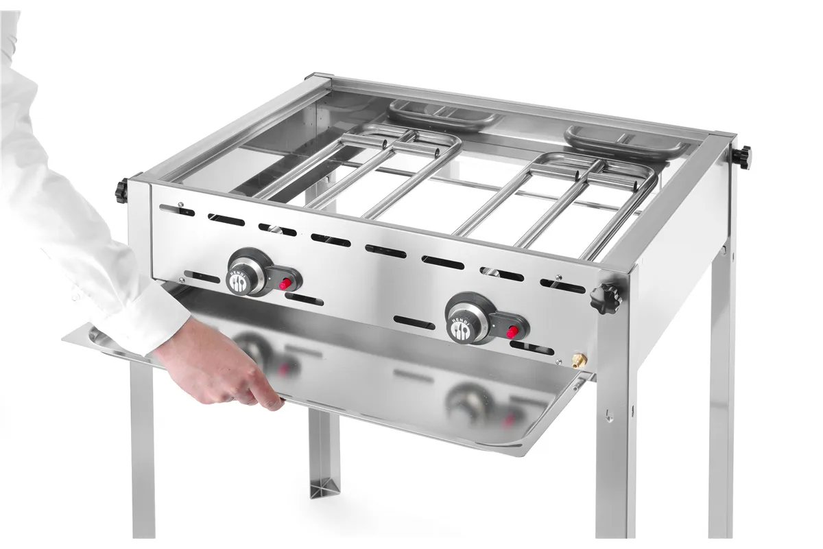 Grill Green Fire 2-palnikowy, Profi Line, Emaliowana patelnia żeliwna i ruszt GN 1/1, 11,6kW, 740x615x825mm Hendi 149508