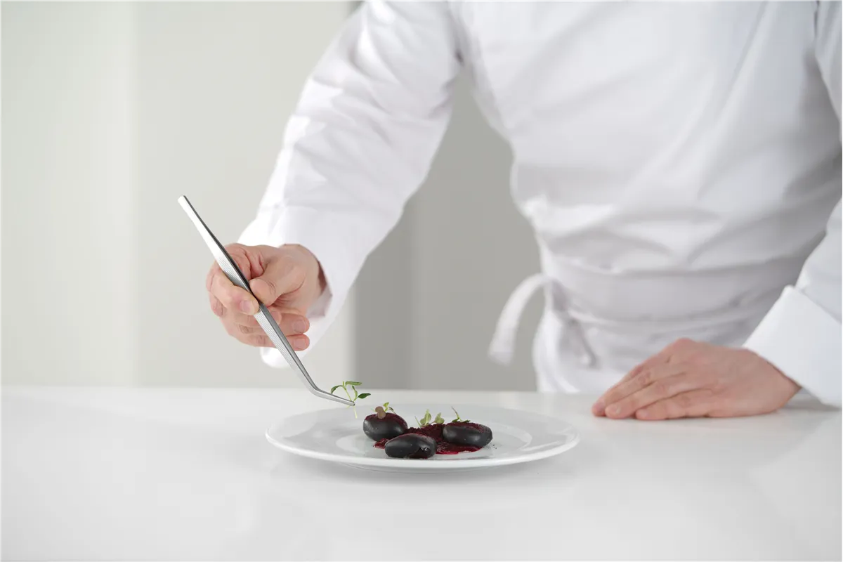 Pęseta zakrzywiona, 240mm Hendi 680063