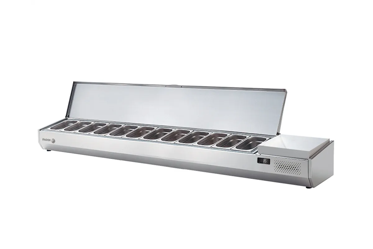 Nadstawka chłodnicza na pojemniki 12x1/3G, z osłoną ze stali nierdzewnej 2542x396x450 mm Fagor SPT-4B GN 1/3