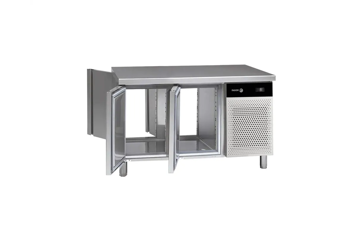 Stół chłodniczy CONCEPT przelotowy z 2+2 drzwiami 274L 1342x778x850mm Fagor CCPC-2G/C