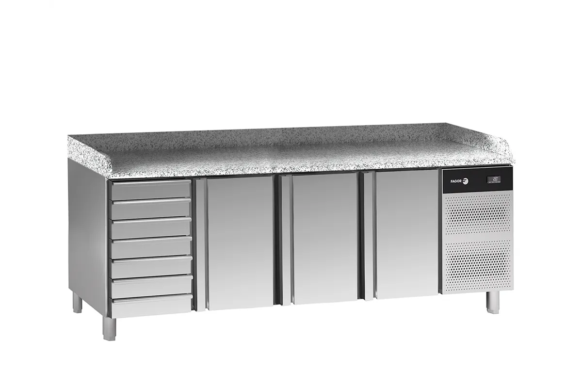 Stół do pizzy z blatem granitowym EN 60x40 z 3 drzwiami + moduł 7 szuflad 792L 2542x800x850mm Fagor CCP-3B GR D7