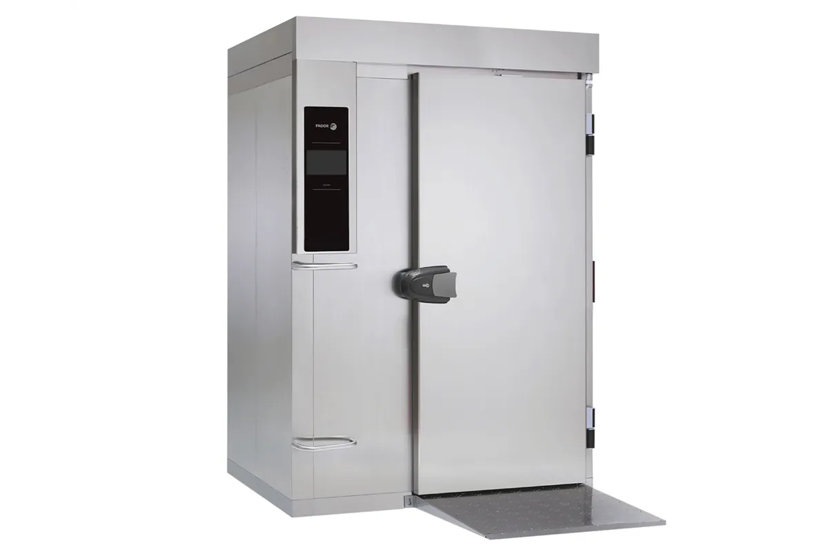 Szybkoschładzarka do wózków 20xGN1/1 z zewnętrznym agregatem 1670x1395x2120 mm 400V Fagor RBP-202H