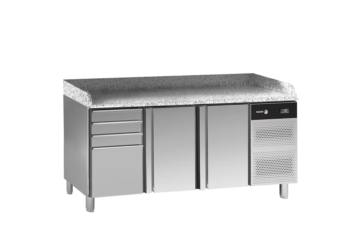 Stół do pizzy z blatem granitowym EN 60x40 z 2 drzwiami + moduł 4 szuflad 584L 2017x800x850mm Fagor CCP-2B GR D4